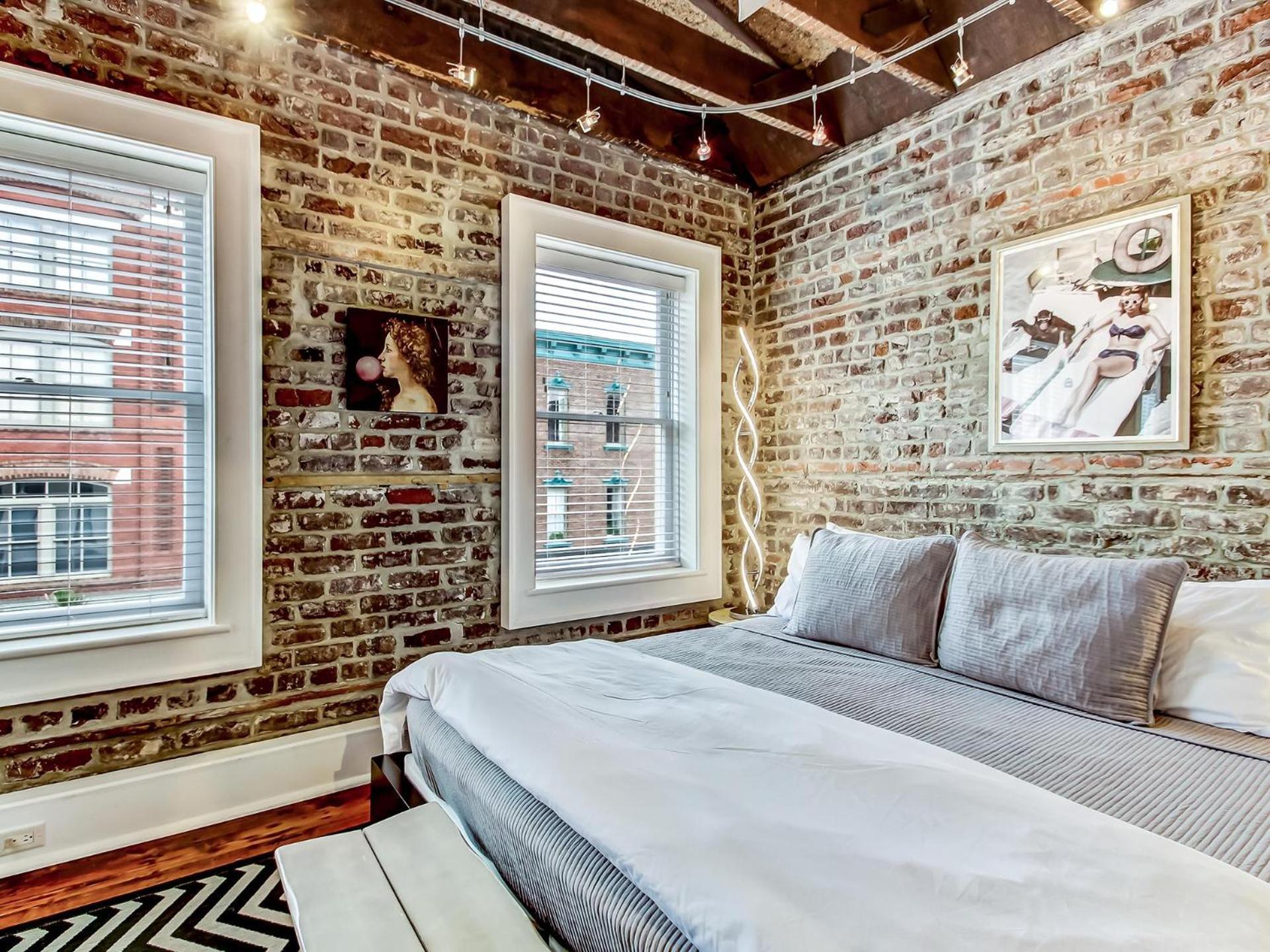 Апартаменты Broughton Corner Loft Саванна Экстерьер фото